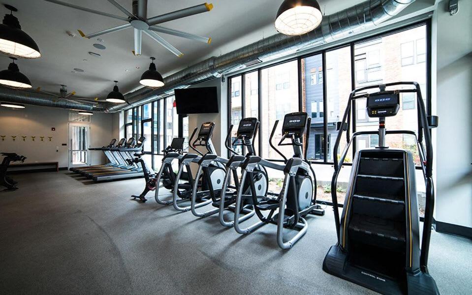 Free Parking Gym & Pool Downtown At Cityway Ινδιανάπολη Εξωτερικό φωτογραφία