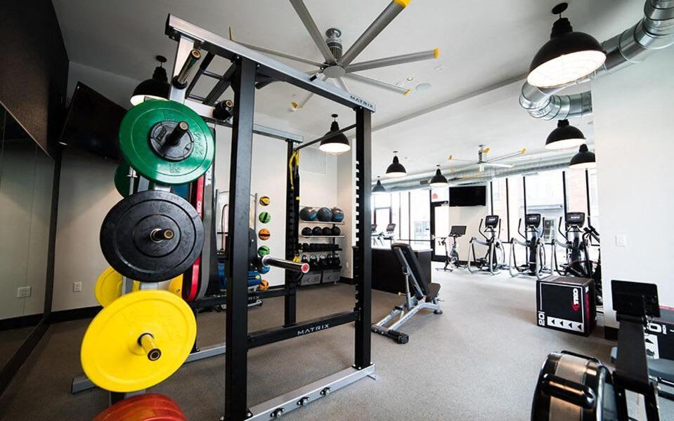 Free Parking Gym & Pool Downtown At Cityway Ινδιανάπολη Εξωτερικό φωτογραφία
