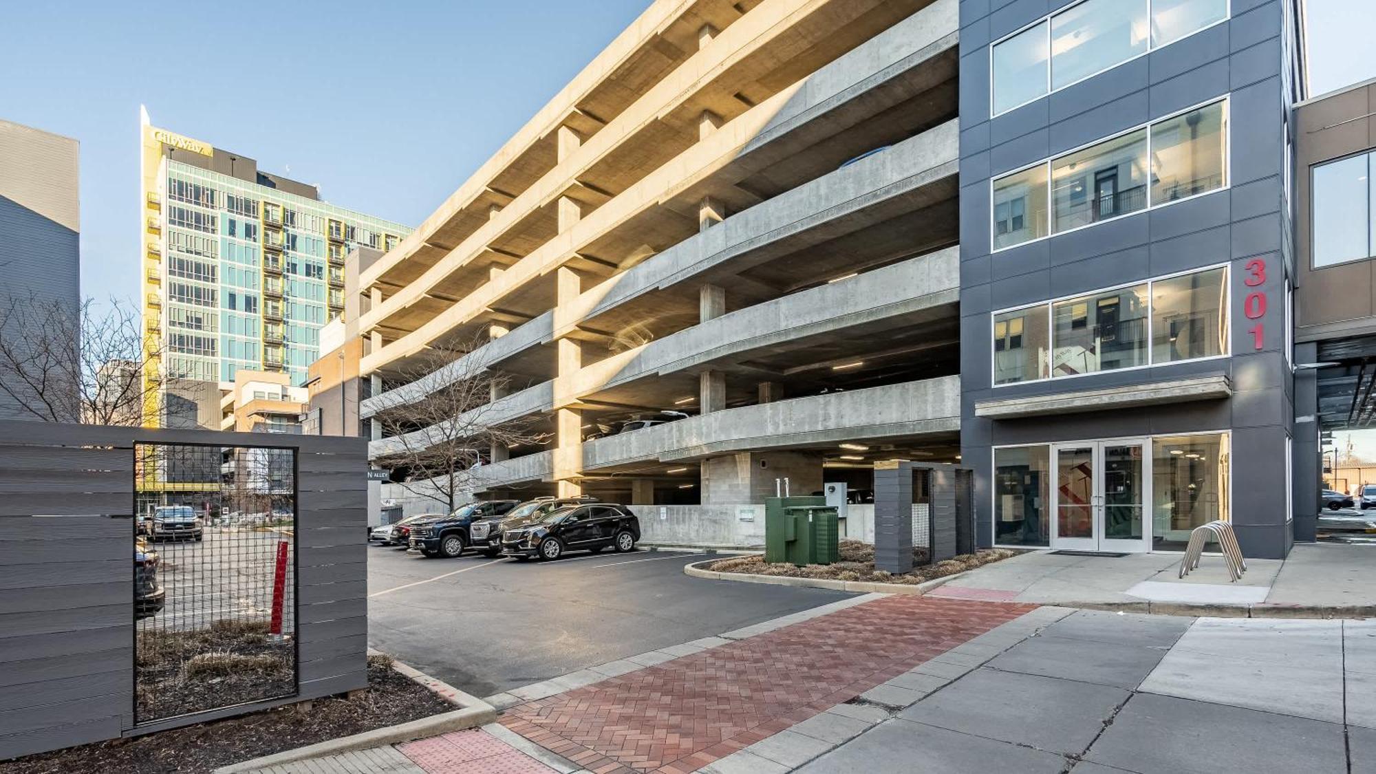 Free Parking Gym & Pool Downtown At Cityway Ινδιανάπολη Εξωτερικό φωτογραφία